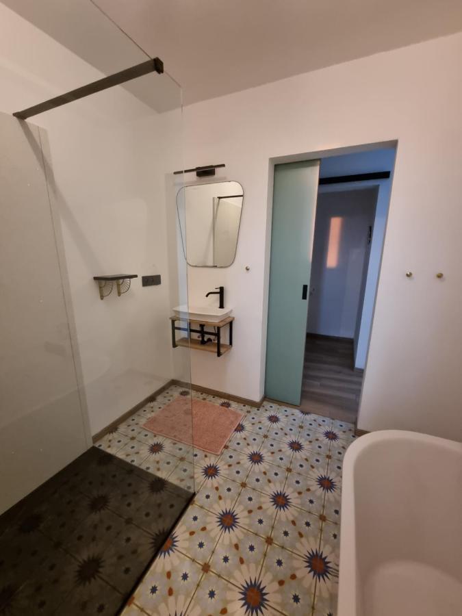 Cerf, Ouvre-Moi B&B Rochefort Exterior foto